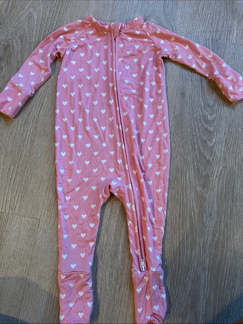 Silks heart footies